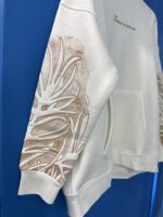 KOLLARI NAKIŞLI EKRU RENK HOODIE - Görsel 2