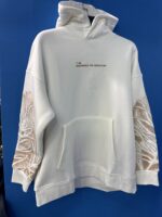 KOLLARI NAKIŞLI EKRU RENK HOODIE