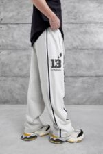 PARÇALI & BASKILI GRI EŞOFMAN ALTI - Görsel 2