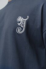 J NAKIŞ & KABARTMALI LACIVERT TIŞÖRT - Görsel 5