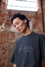 TRUE OR FALSE BASKI & YIKAMALI ANTRASIT TIŞÖRT - Görsel 2