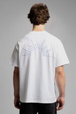 YAZI NAKIŞLI  BEYAZ TSHIRT