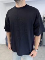 ÇIÇEK NAKIŞLI SIYAH TIŞÖRT - Görsel 3