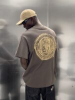 ROMA BASKI KAHVERENGI TSHIRT - Görsel 3