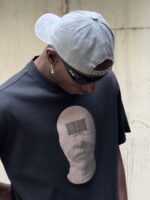 BALACLAVA BARKOD BASKI SIYAH TSHIRT - Görsel 4
